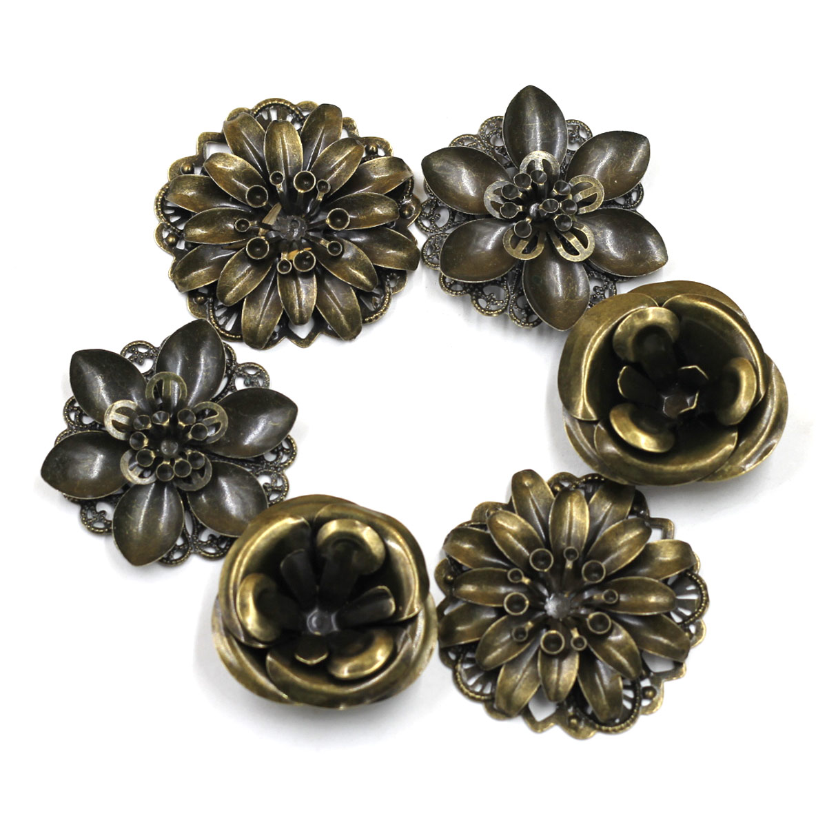 Craft Embellishments - 6 pezzi di abbellimenti combinati con